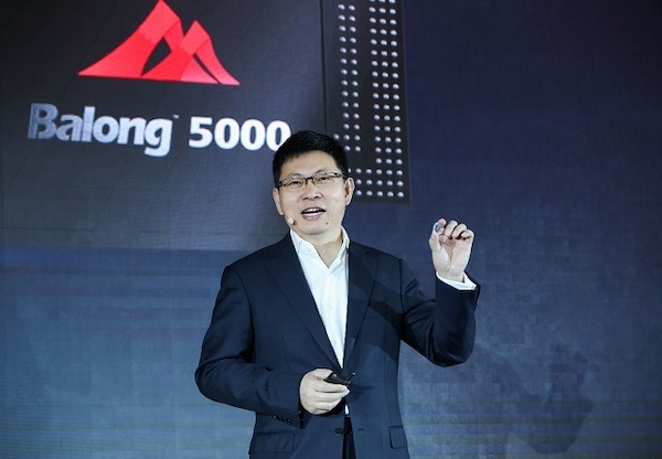 Huawei lancera au MWC 2019 un smartphone pliable compatible 5G